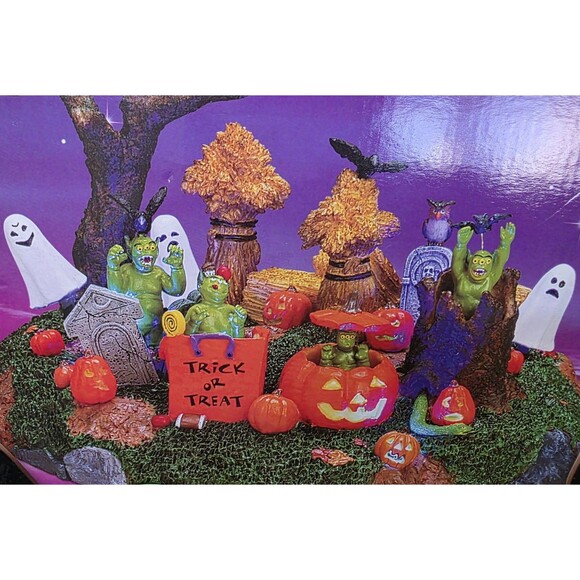 Brand New 2007 LEMAX PLAYFUL SPIRITS SpookyTown TableDecor Battery Halloween NiB - Picture 2 of 5